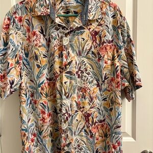 Gray and Orange Tommy Bahama Short Sleeve button up shirt.